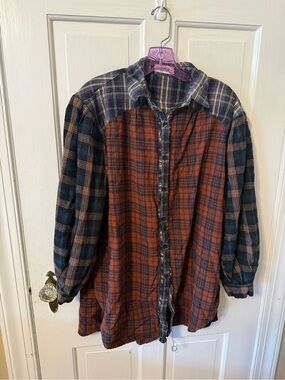 Natural Life brand purple plaid flannel shirt in a women's size large.